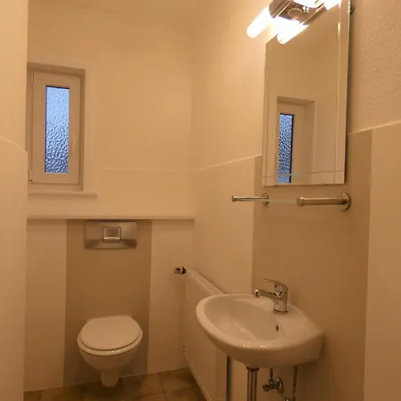 Halligweg 19 - Schwalbe Whg7 *