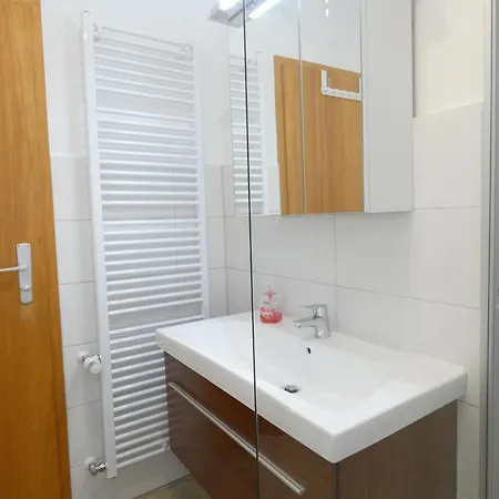 Halligweg 19 - Schwalbe Whg7 *